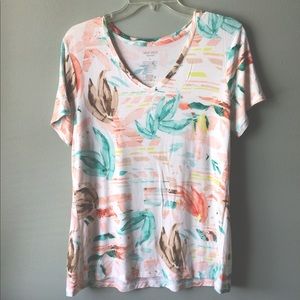 Nine West Large tee Rayon and Spandex GUC